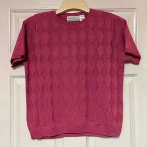 Alfred Dunner Pink short sleeve sweater. Petite Large Very Good Condition